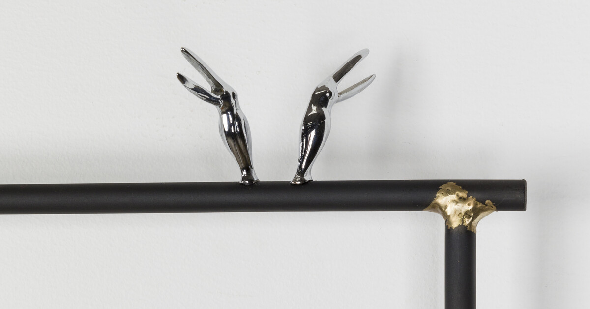 Sculptural Puppeteer: A Review of Alex Chitty’s “Figs break open of themselves” at Patron